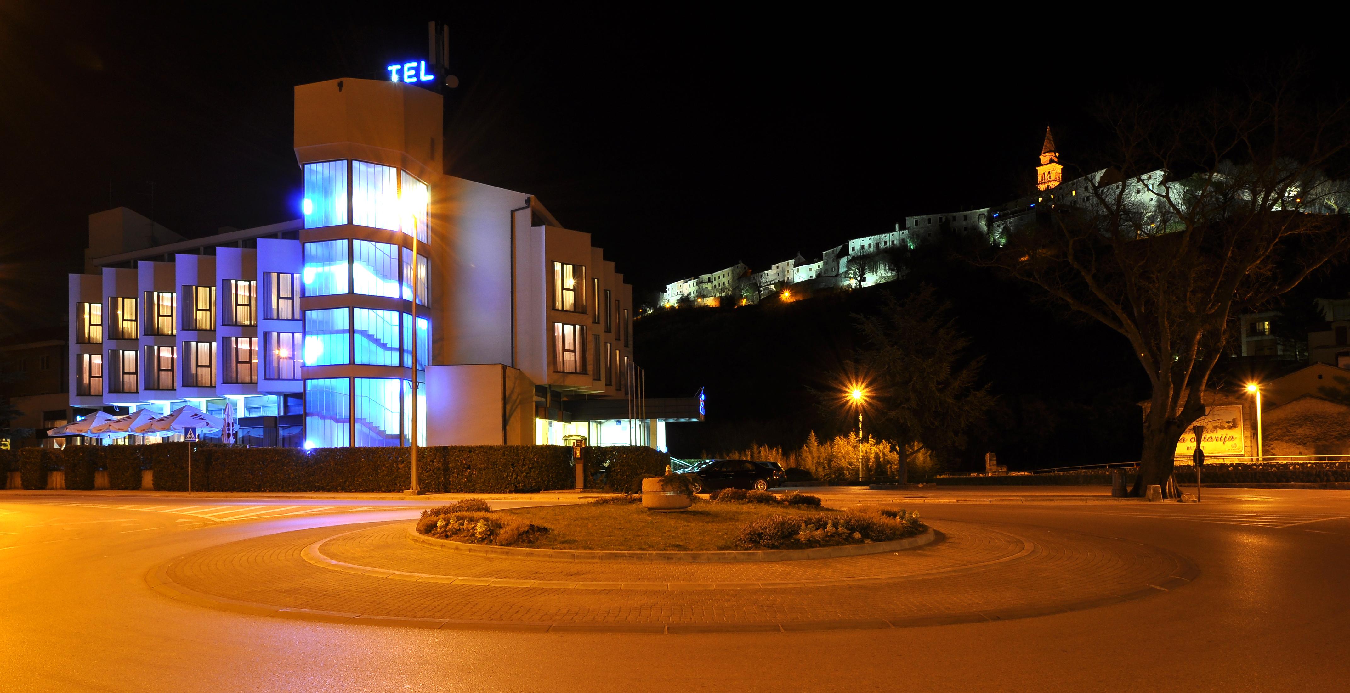 Hotel Fontana Buzet Exterior foto